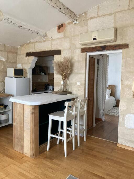 Appartement La Cigale à Beaucaire  Extérieur photo